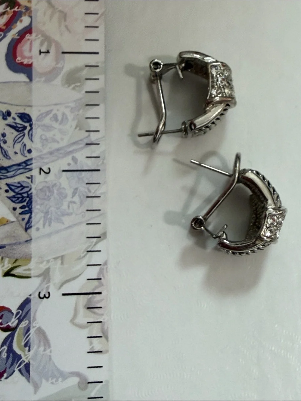 N/A silver tone
